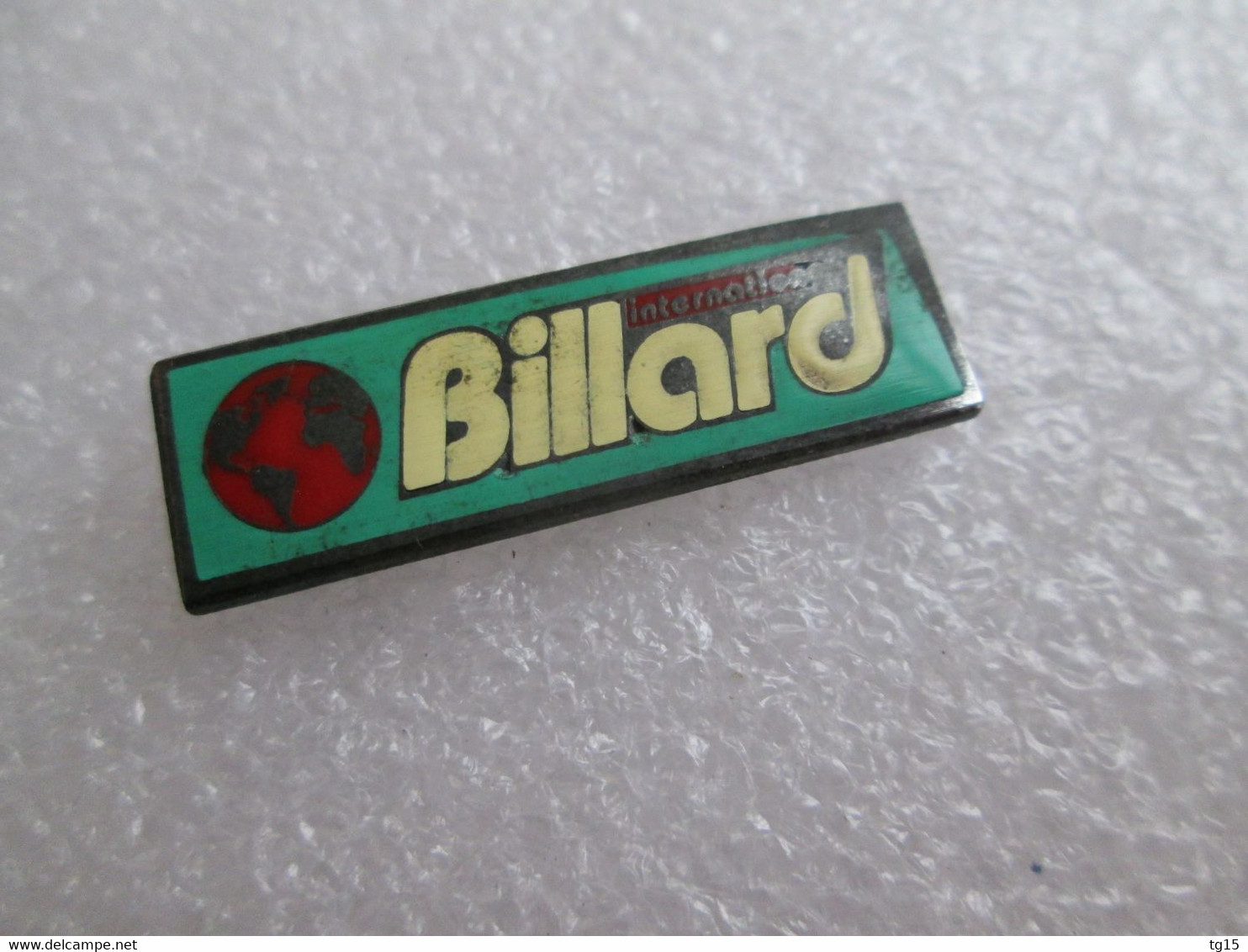 PIN'S   SPORT   BILLARD  INTERNATIONAL  Zamak Brut - Billard