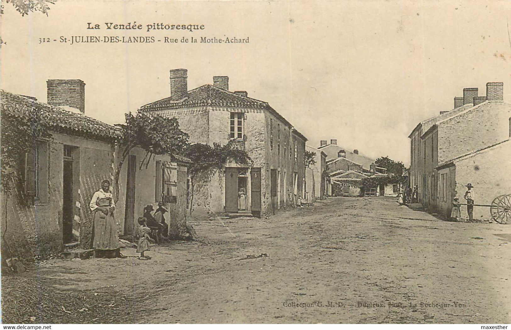 SAINT  JULIEN DES LANDES Rue De La Mothe Achard - Other & Unclassified