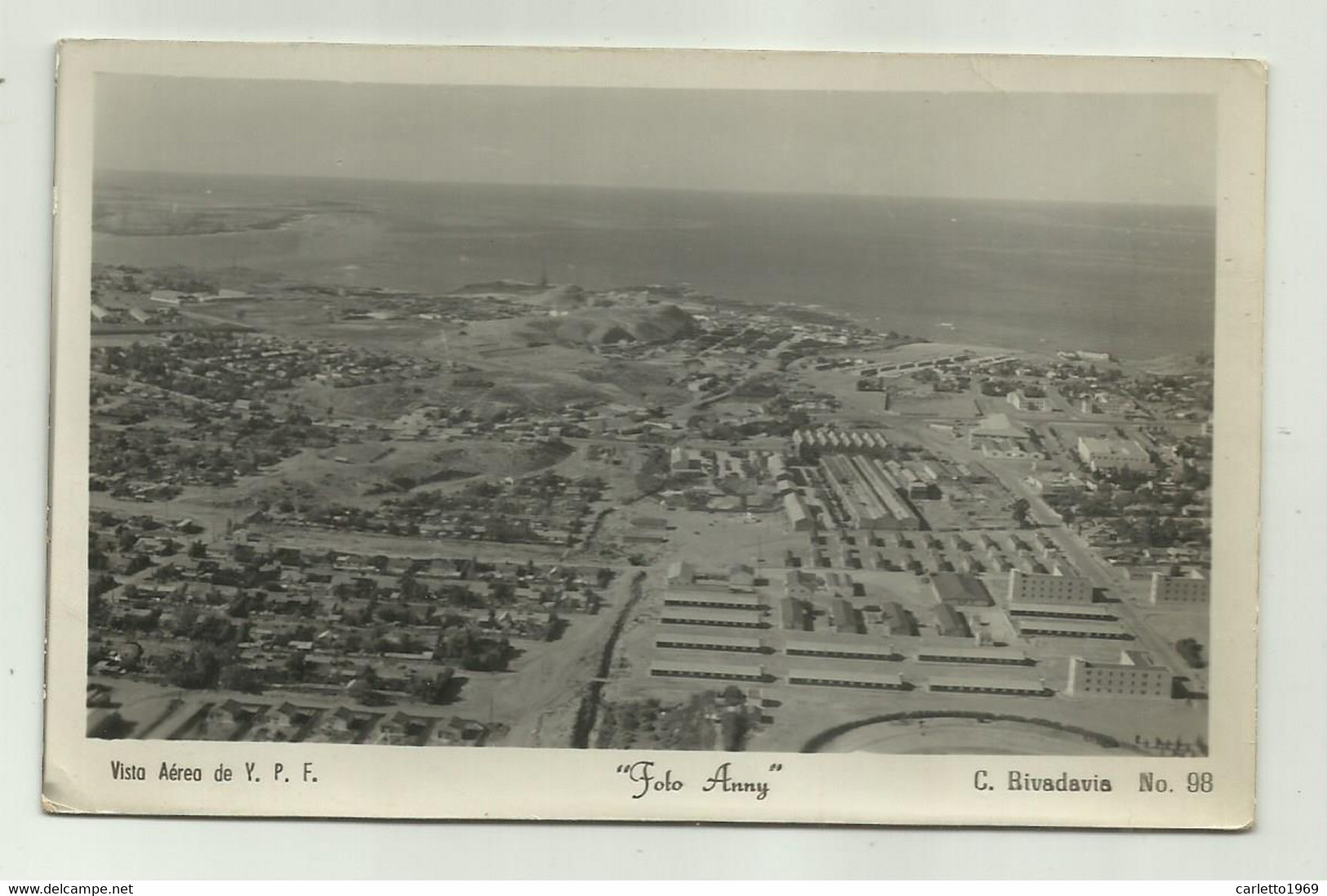 VISTA AEREA DE Y.P.F. - C. RIVADAVIA - FOTO ANNY -  VIAGGIATA FP - Argentina