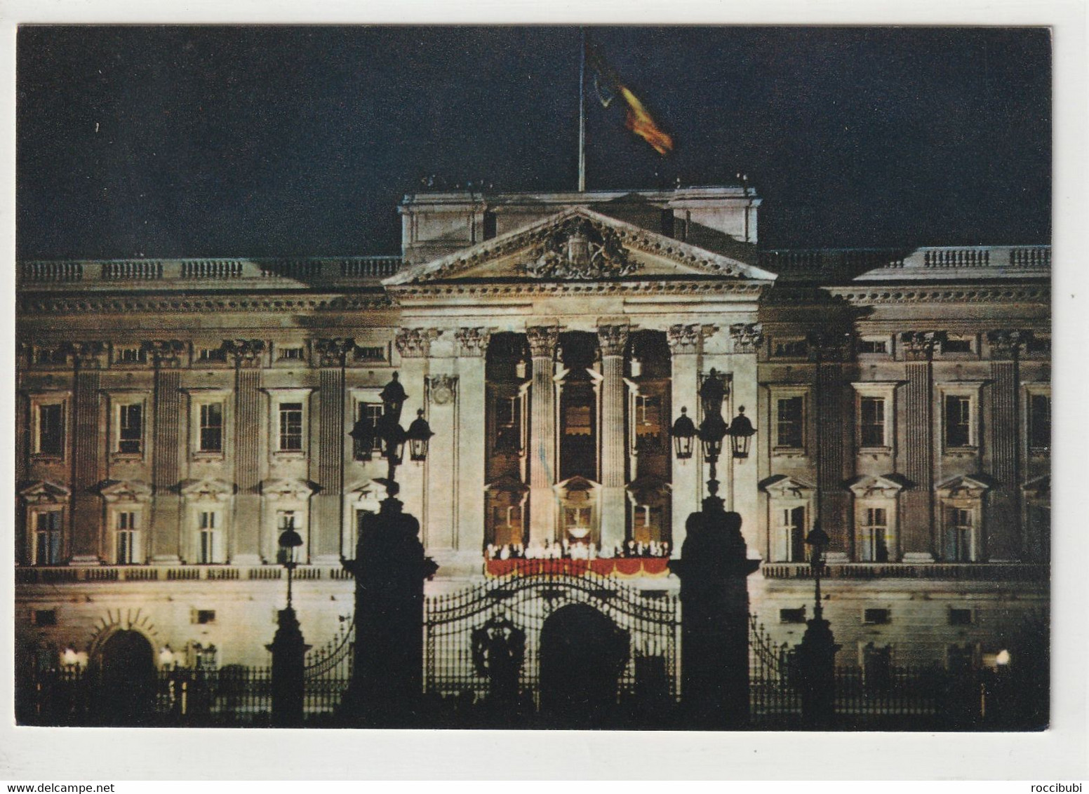 London, Buckingham Palace By Night - Buckingham Palace