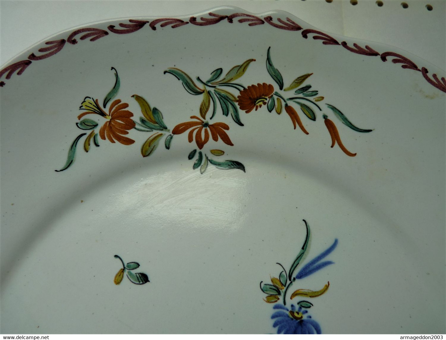 ANCIENNE BELLE ASSIETTE Signée TE (Teissier Emile) INSECTE FLEUR ESPRT V.PERRIN - Malicorne (FRA)