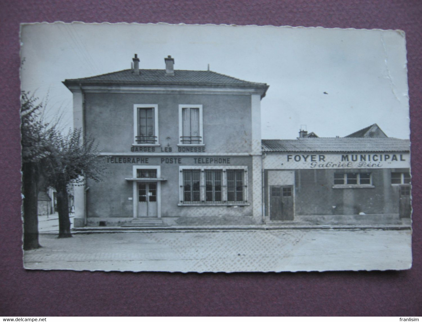 CPA PHOTO 95 GARGES LES GONESSE La Poste Et Le Foyer Municipal  1961 Pliure - Garges Les Gonesses