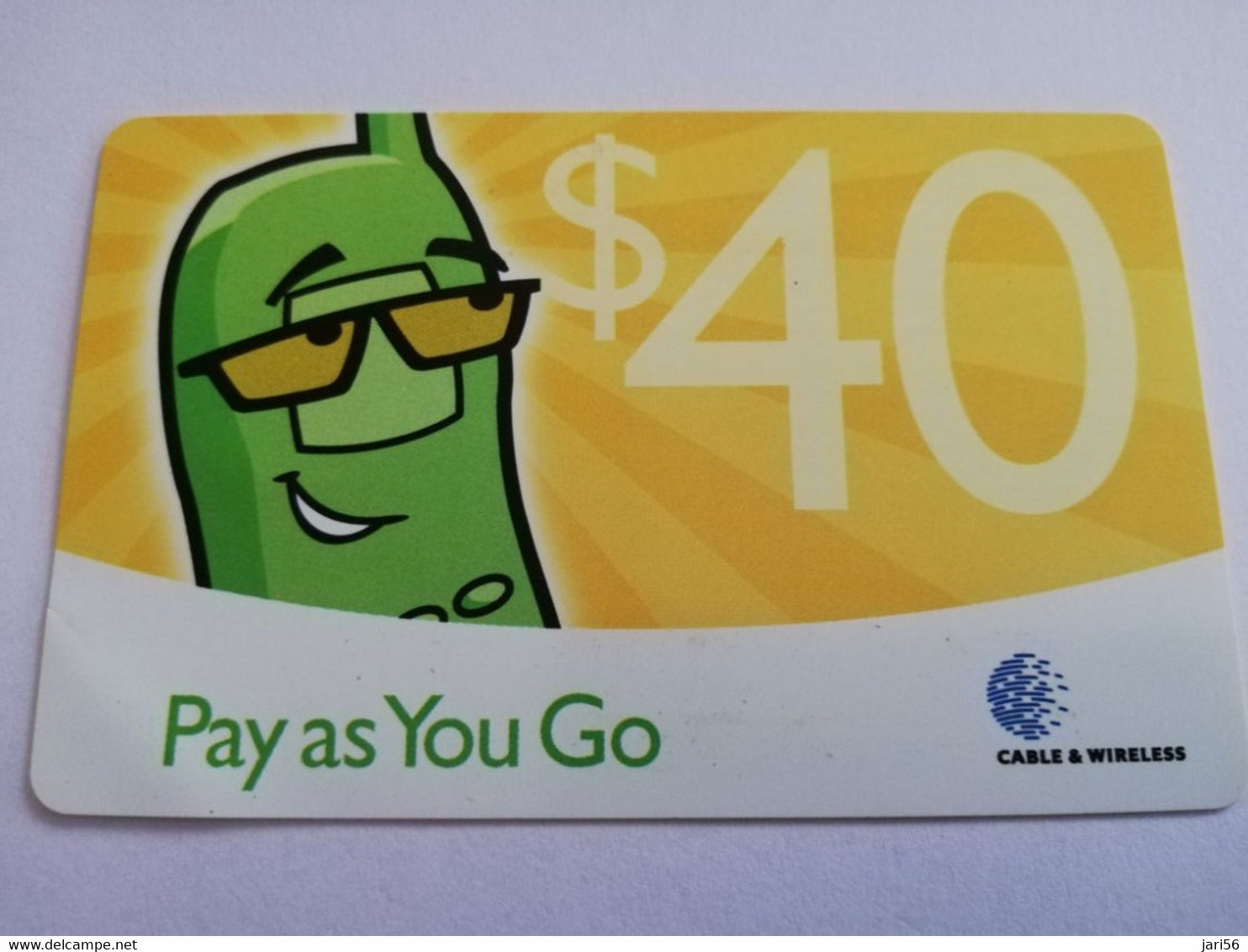 DOMINICA  $40,- PAY AS YOU GO  WITH TEXT DOMINICA RIGHT CORNER ** 8840 ** - Dominica