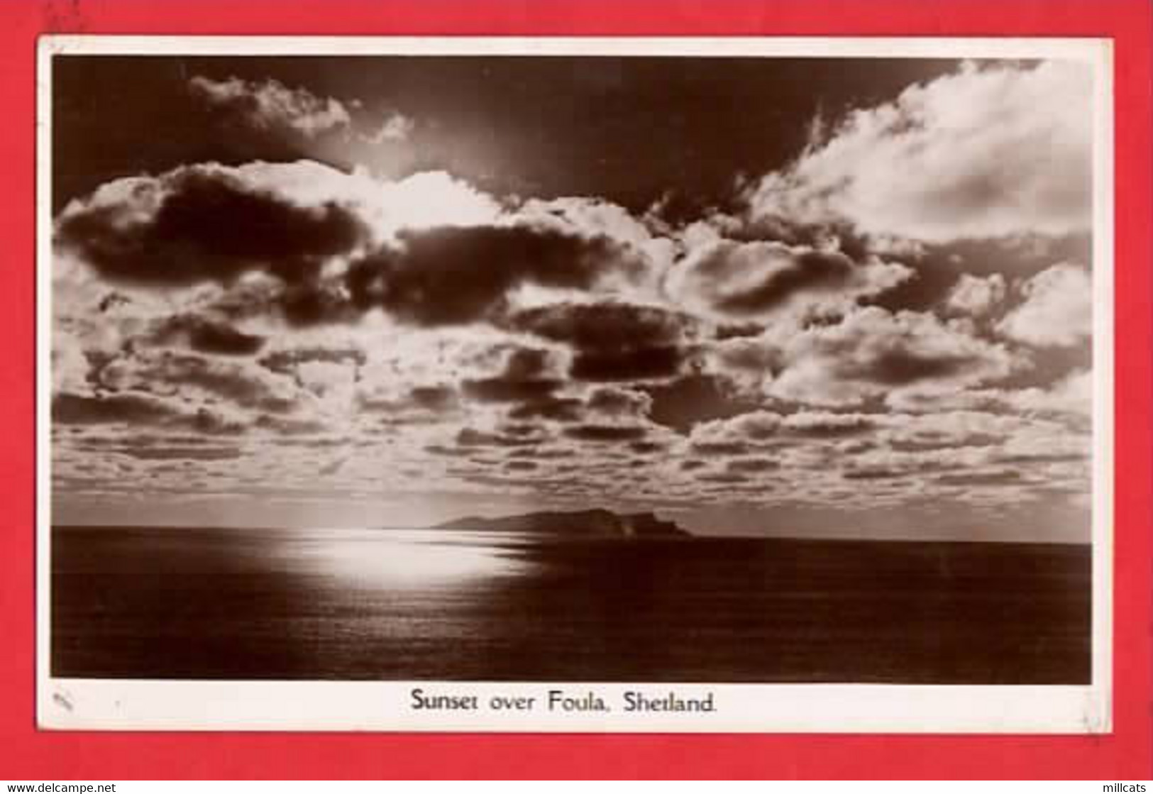 SCOTLAND SHETLAND      SUNSET OVER FOULA  RP   Pu 1950 - Shetland