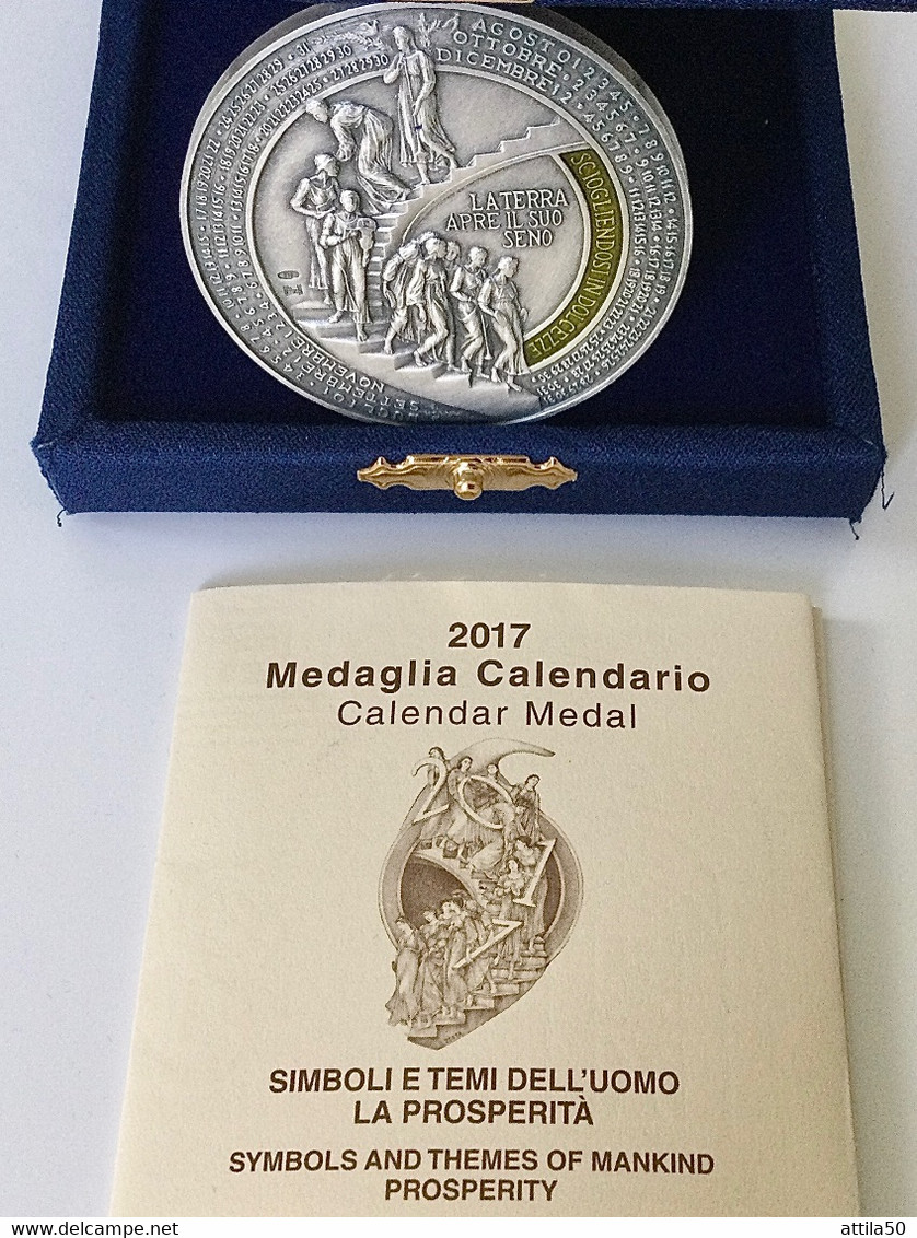 Istituto Poligrafico Dello Stato- Medaglia Calendario 2017 Argento E Smalti - Gr.52 - Diametro Mm.52 : LA PROSPERITÀ . - Notgeld