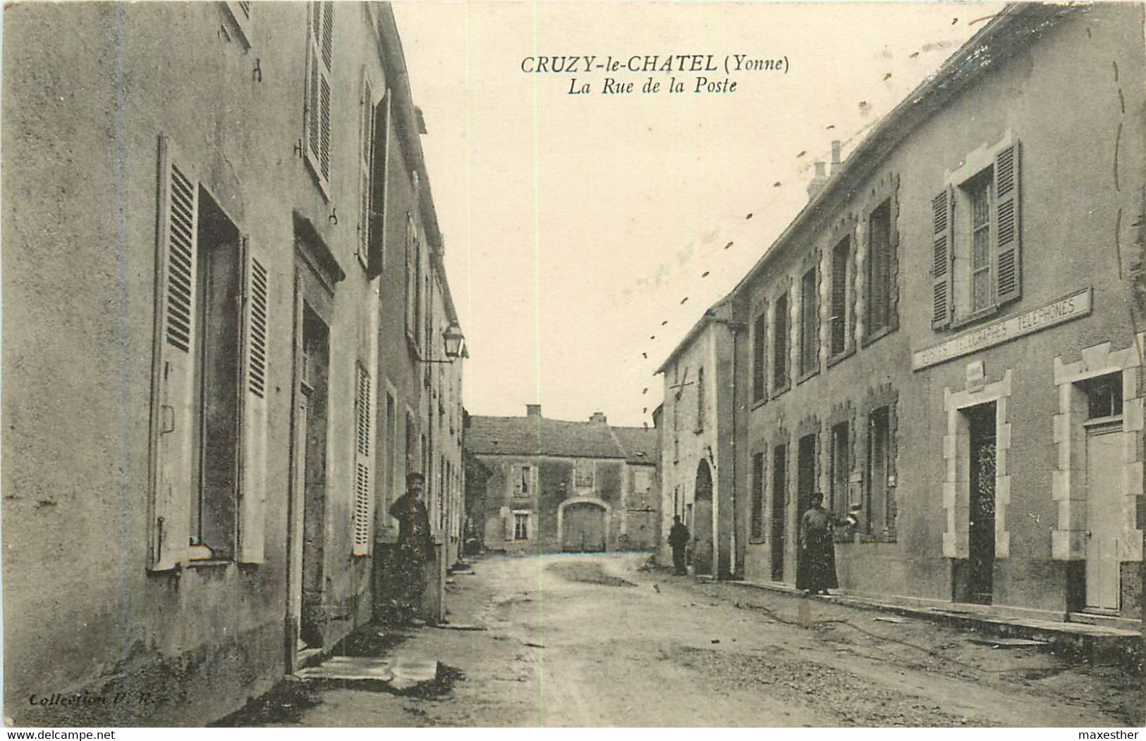 CRUZY LE CHATEL La Rue De La Poste - Cruzy Le Chatel