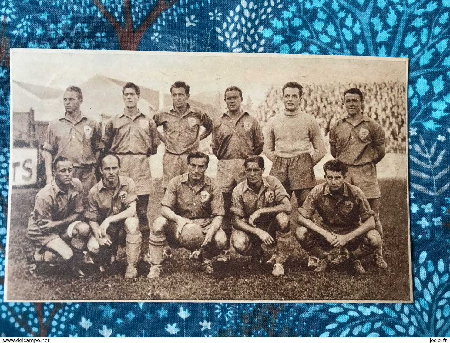 SOCHAUX (DOUBS): ÉQUIPE DU FOOTBALL CLUB DE SOCHAUX (PHOTO DE JOURNAL: 01/1949) - Franche-Comté