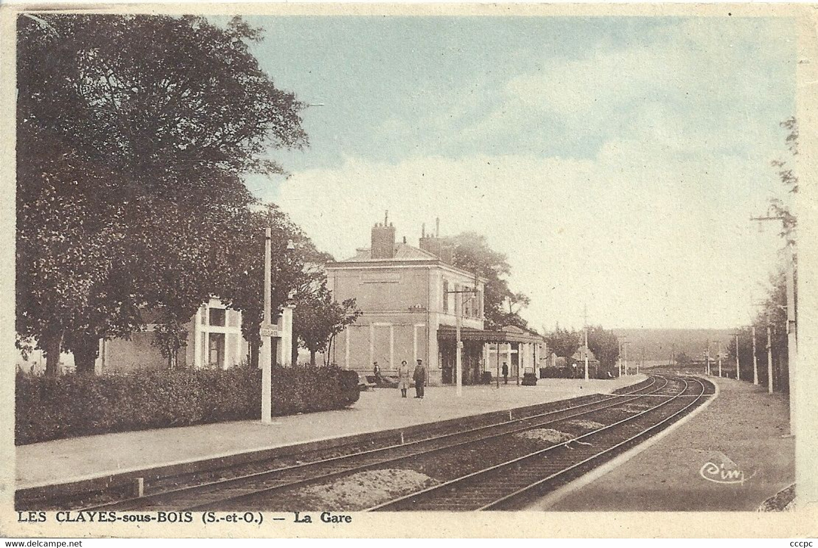 CPA Les Clayes-sous-Bois La Gare - Les Clayes Sous Bois