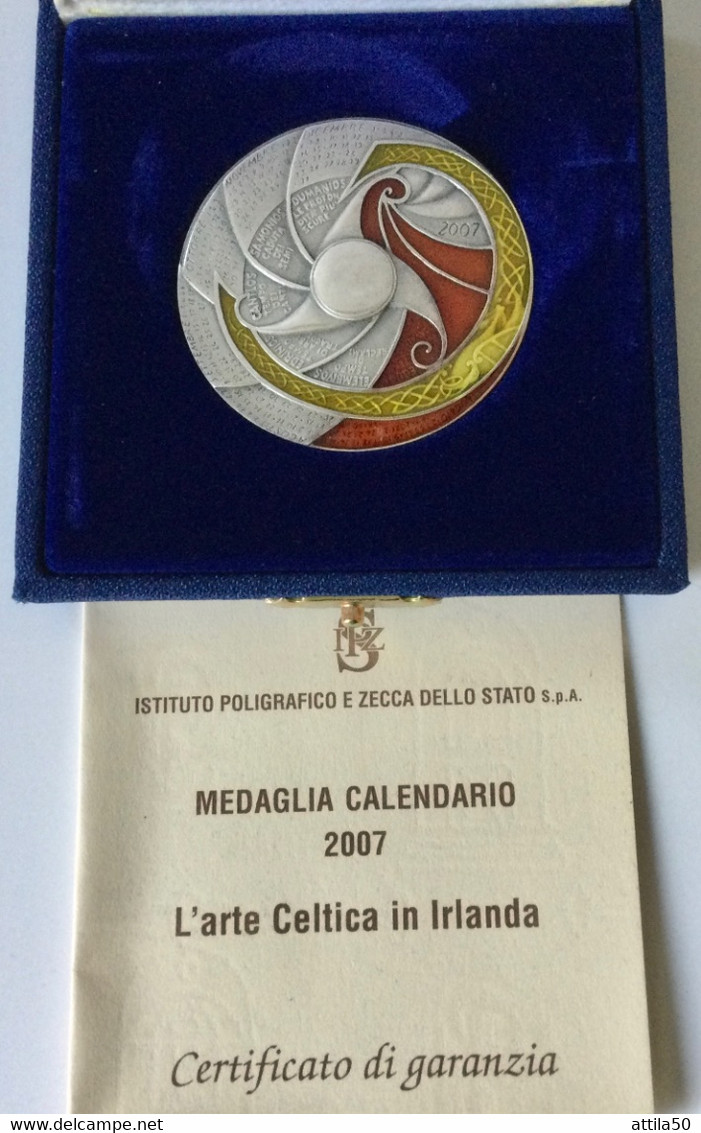IPZS - Istituto Poligrafico Dello Stato- Medaglia Calendario 2007 In Argento Gr.52 Diam.50mm. L’Arte Celtica In Irlanda. - Notgeld