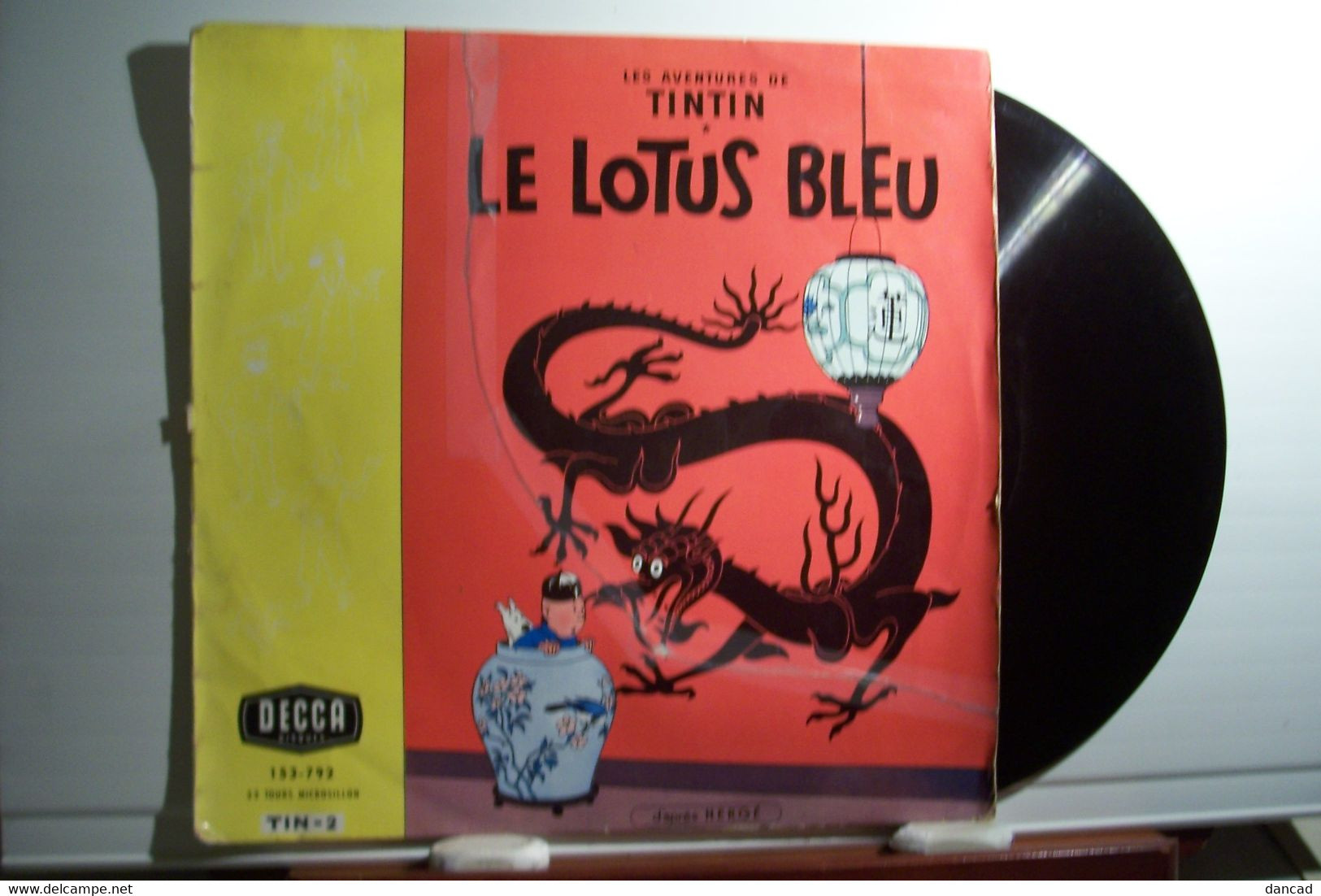 TINTIN  -  LE LOTUS BLEU  - 33 Tours -  ( En L'état ) - ( Pas De Reflet Sur L'original ) - Attention Frais De Port ! - Enfants