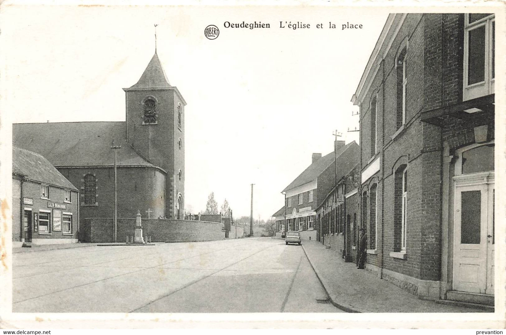 OEUDEGHIEN - L'Eglise Et La Place - Carte Circulé - Frasnes-lez-Anvaing