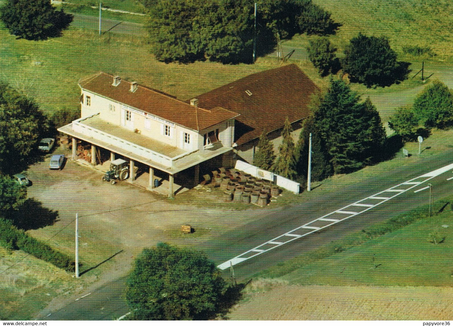 VEYRE MONTON (Puy De Dôme) - La Cave Des Côteaux - - Veyre Monton