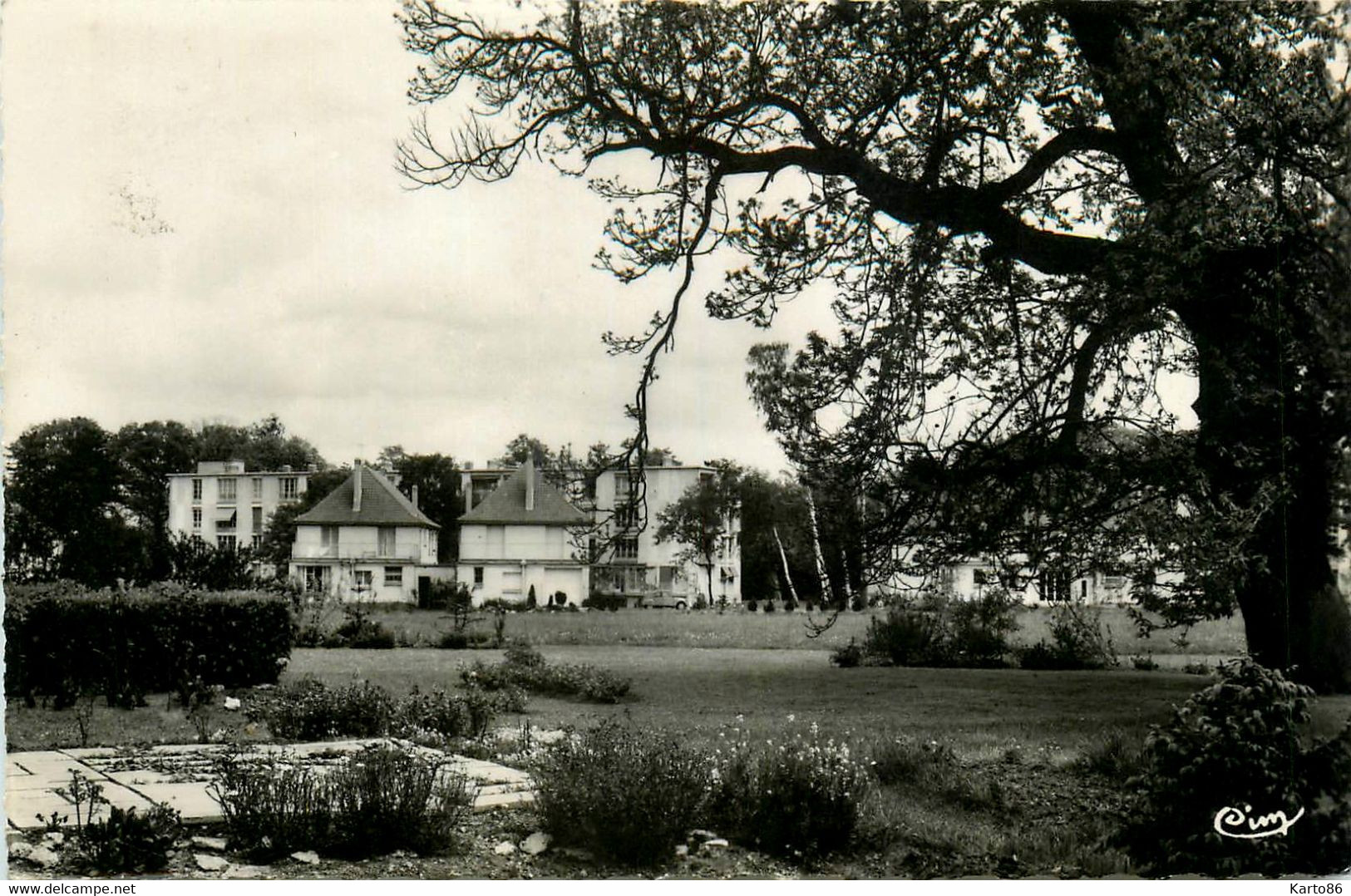 La Celle St Cloud * Vue Sur Le Domaine St François D'assises * Quartier Cité - La Celle Saint Cloud