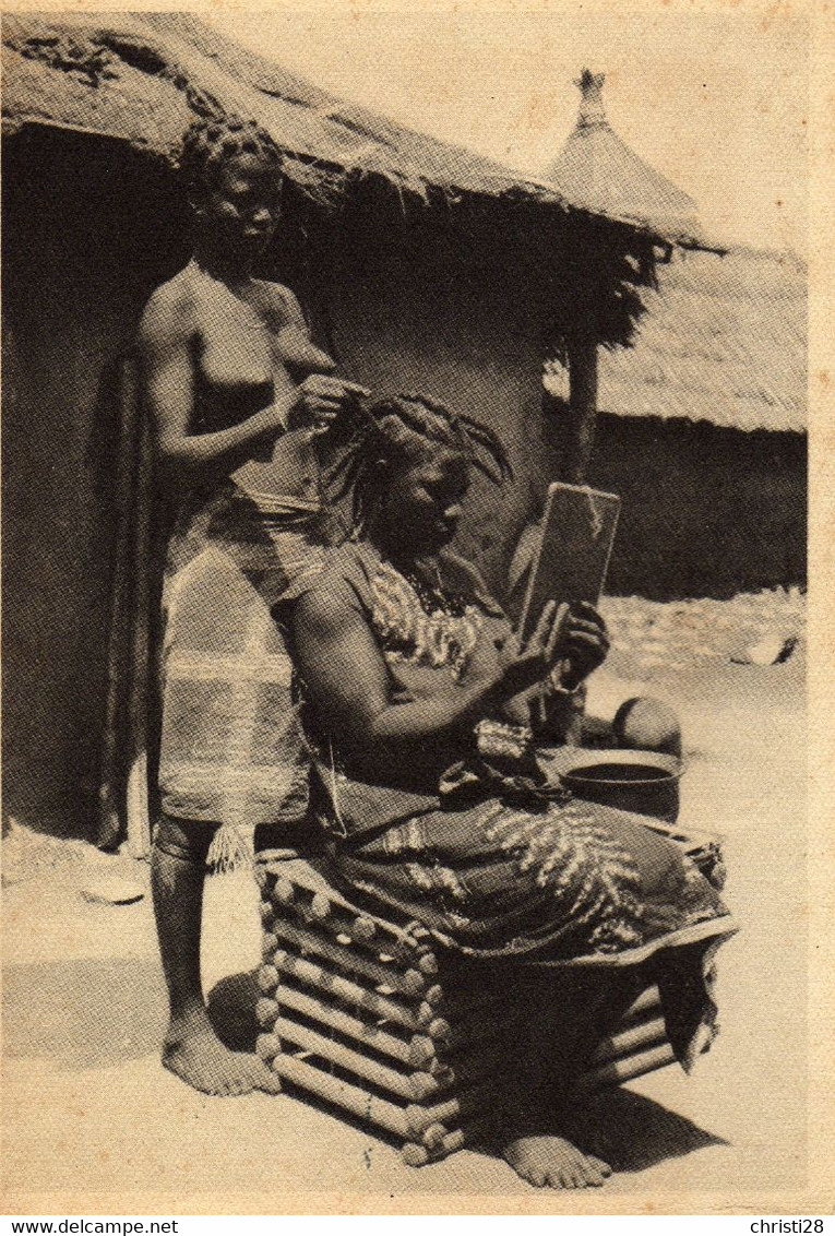 TOGO Coiffeuse - Togo