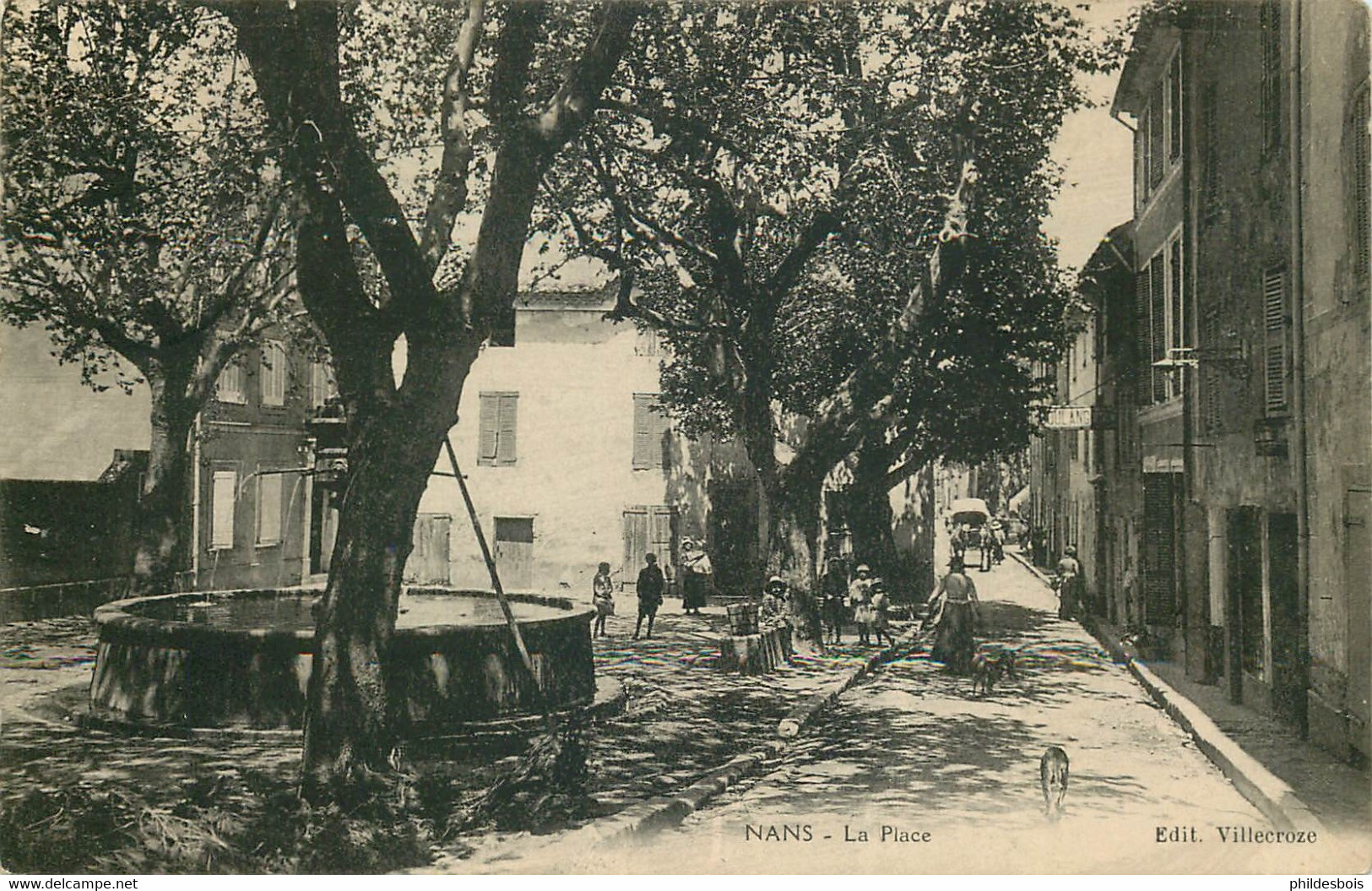 VAR  NANS  La Place - Nans-les-Pins