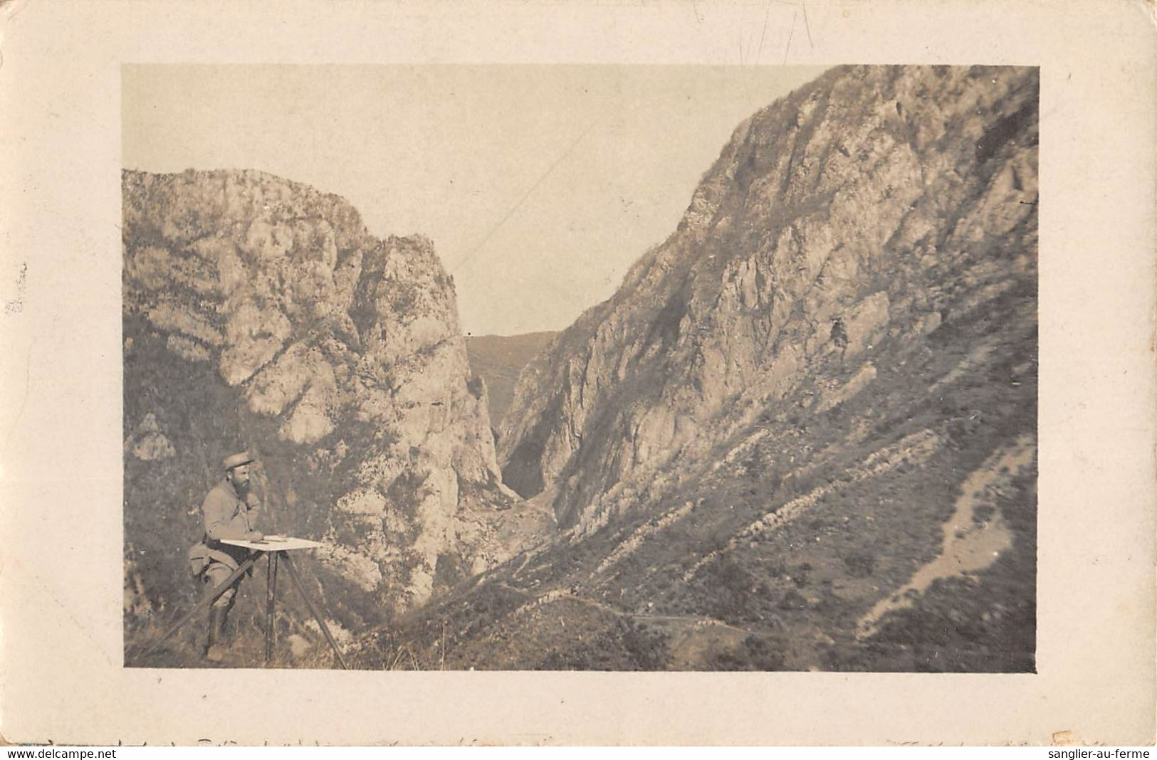 CPA ALBANIE CARTE PHOTO UN COIN DES MONTAGNES D'ALBANIE - Albanien