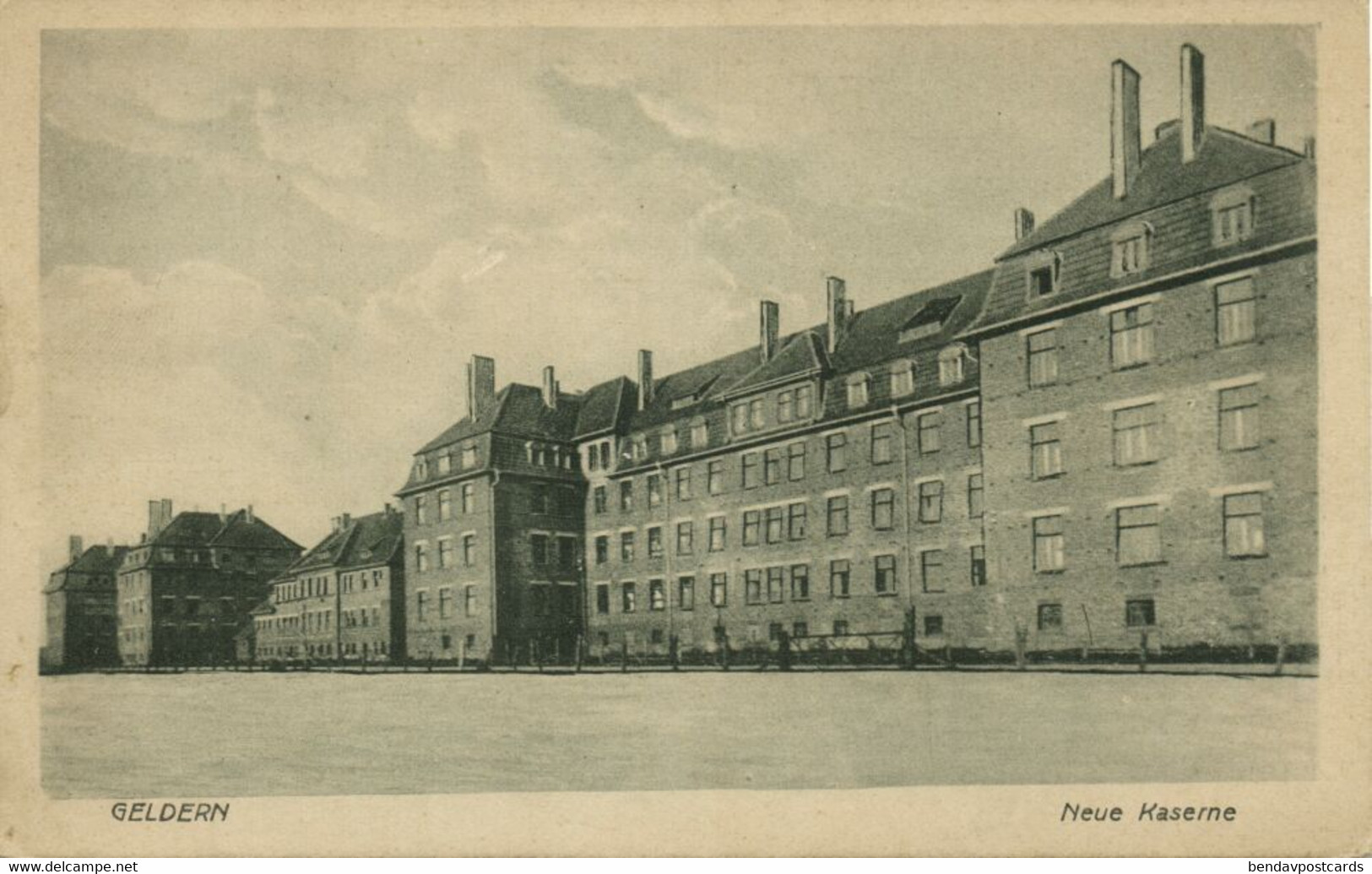 GELDERN, Neue Kaserne (1920s) AK - Geldern
