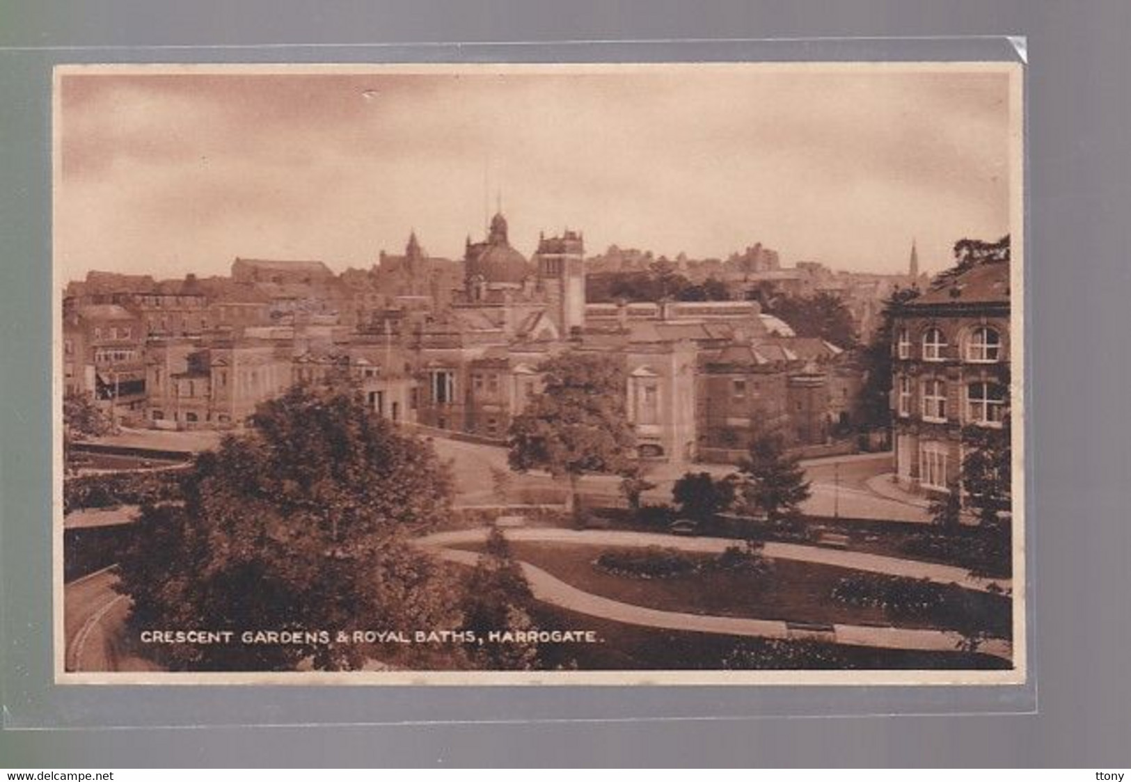 Cpa : Postcard  Angleterre   Royal Baths From Crescent Gardens, Harrogate, Yorkshire - Harrogate