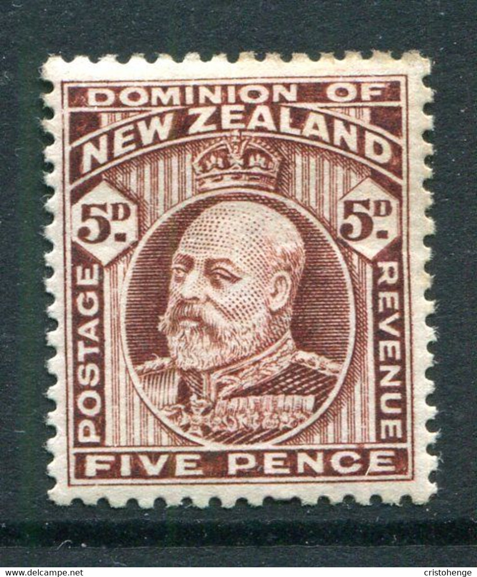 New Zealand 1909-16 King Edward VII - P.14 X 14½ - 5d Brown HM (SG 391) - Unused Stamps