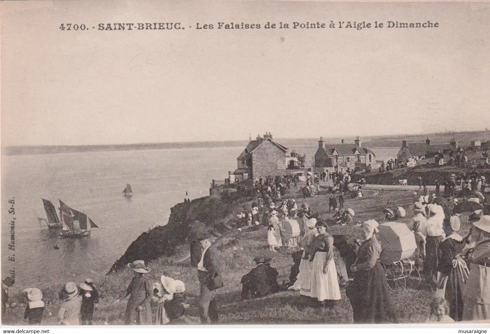 Cpa Plerin ST Laurent De La Mer Les Falaises De La Pointe De L'aigle - Plérin / Saint-Laurent-de-la-Mer