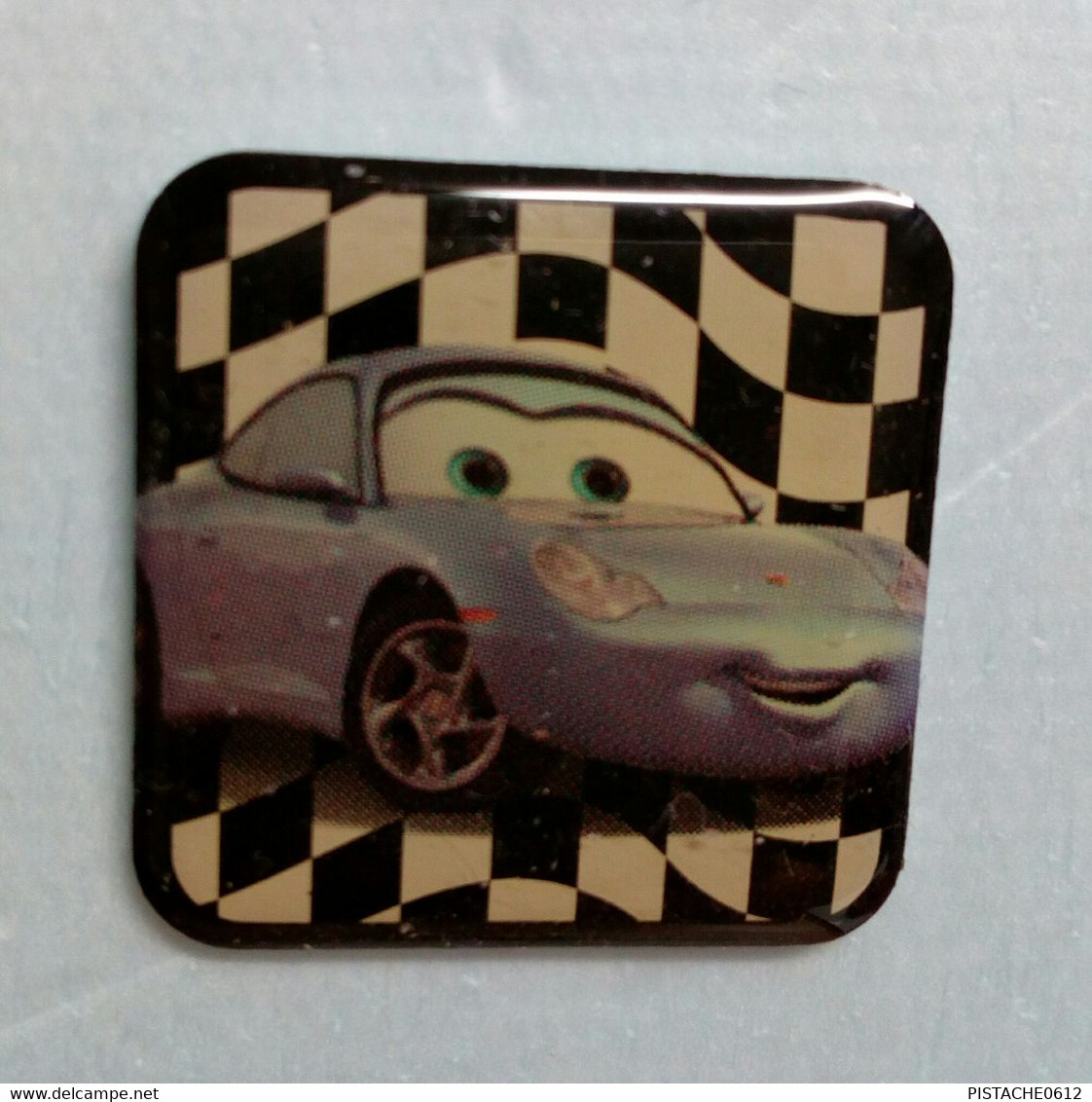 Pin's  Disney  Pixar  Cars - Disney