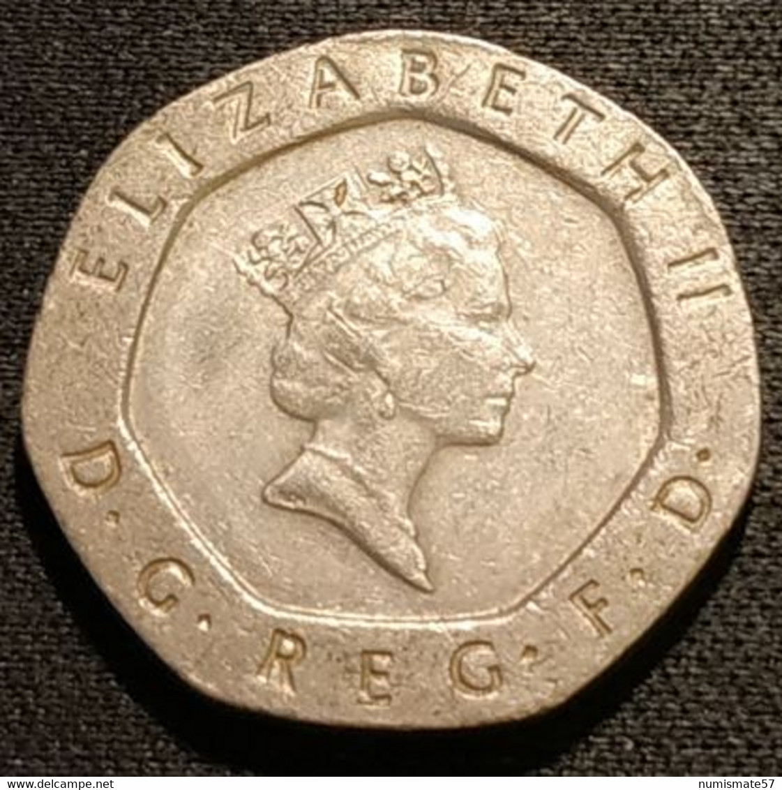 GRANDE BRETAGNE - 20 PENCE 1988 - Elizabeth II - 3e Effigie - Cupronickel - KM 939 - 20 Pence