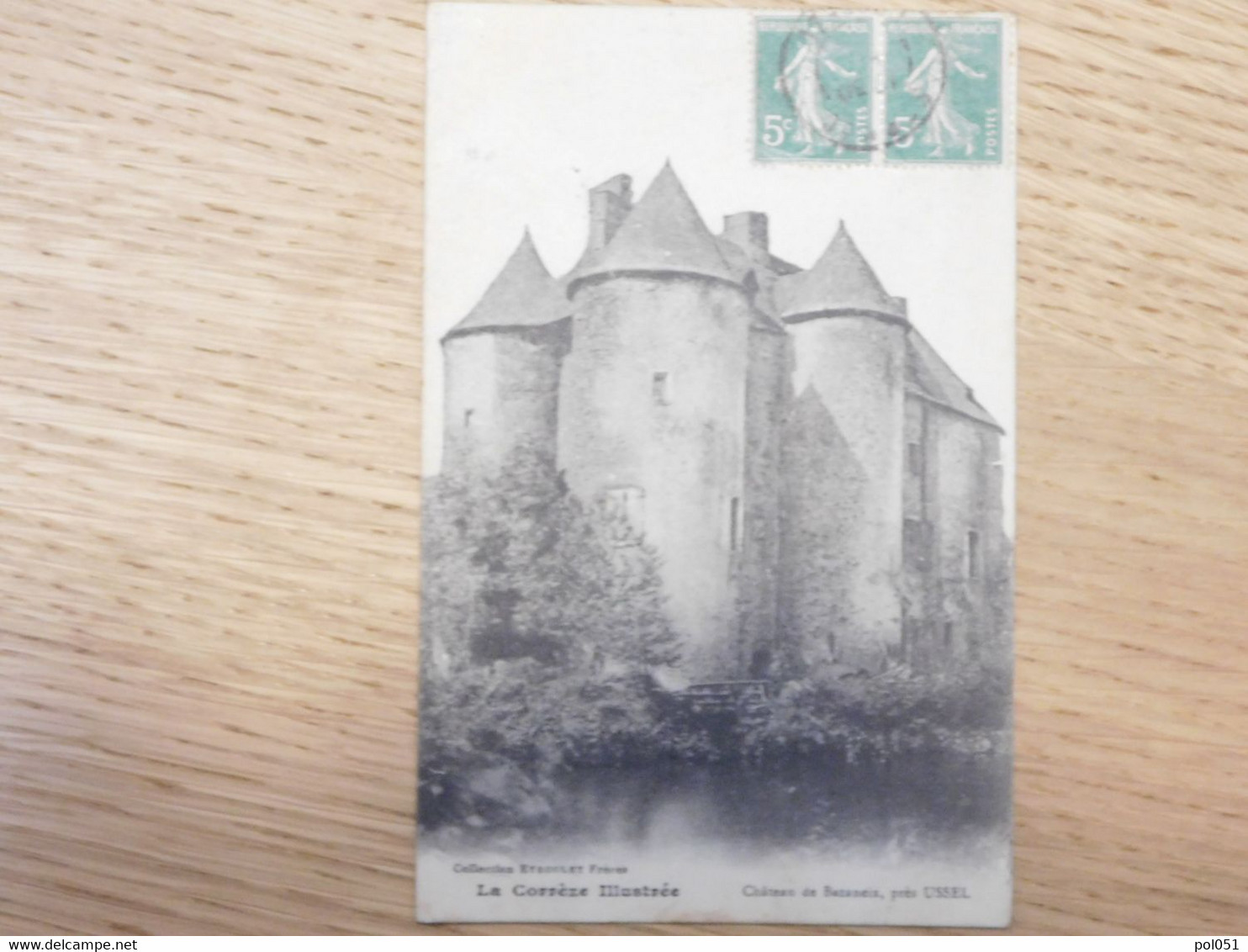 19- CORREZE USSEL Chateau De Bazaneix Pres - Ussel