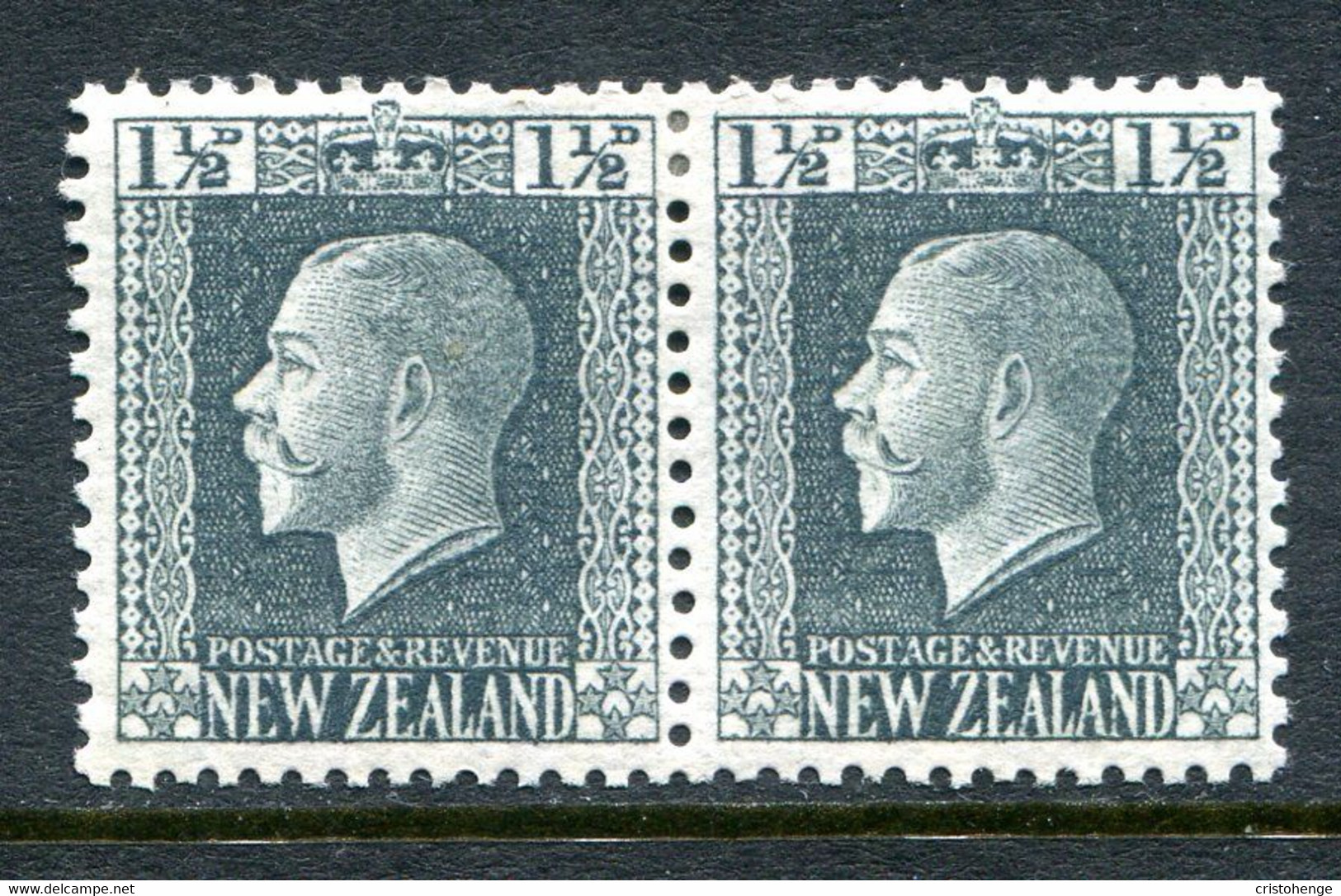 New Zealand 1915-30 KGV - Recess - P.14 X 13½ - 1½d Grey-slate Pair HM (SG 416) - Neufs