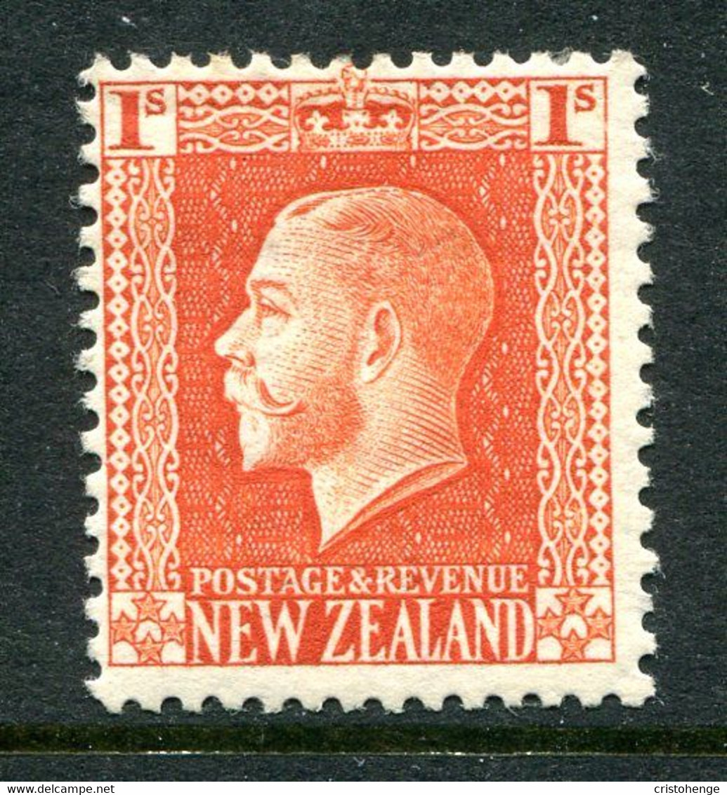 New Zealand 1915-30 KGV - Recess - P.14 X 13½ - 1/- Vermilion - Shade - HM (SG 430) - Ongebruikt