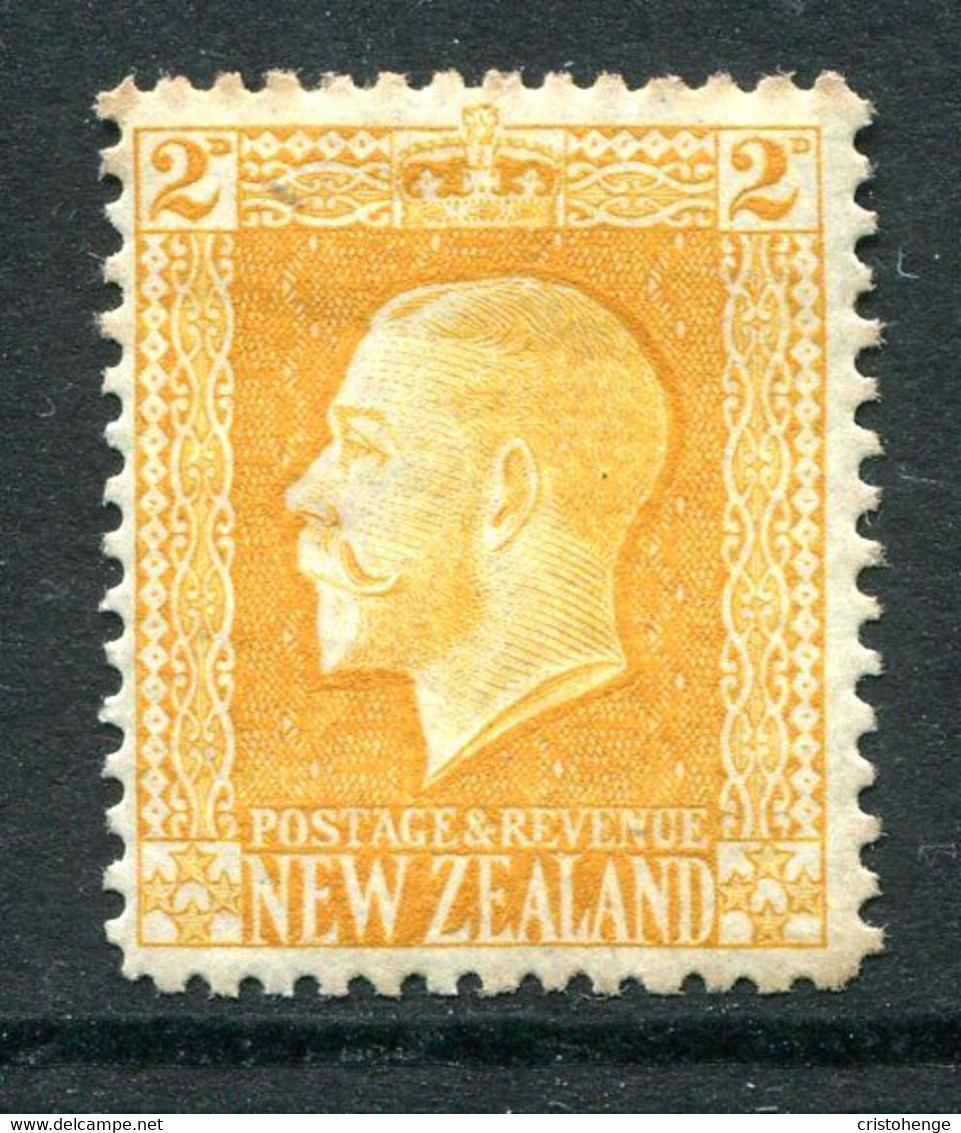 New Zealand 1915-30 KGV - Recess - P.14 - 2d Yellow - No Wmk. HM (SG 432a) - Ongebruikt
