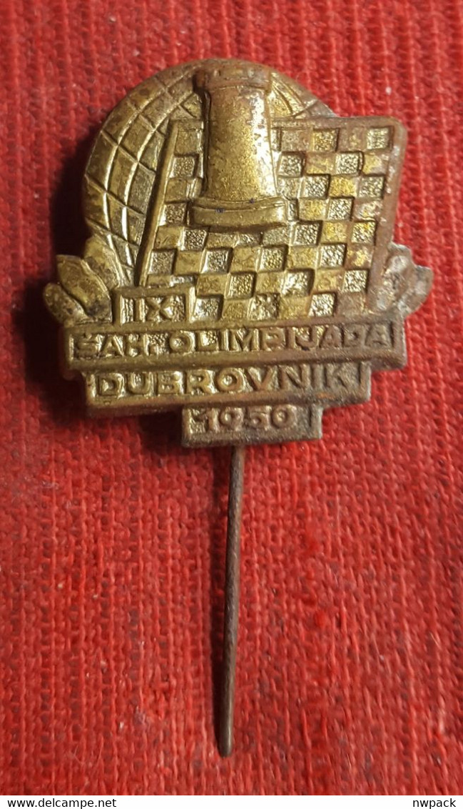 Ex Yugoslavia, CHESS - OLYMPIC DUBROVNIK 1950,  - Tinie  Badge / Pin - Jeux