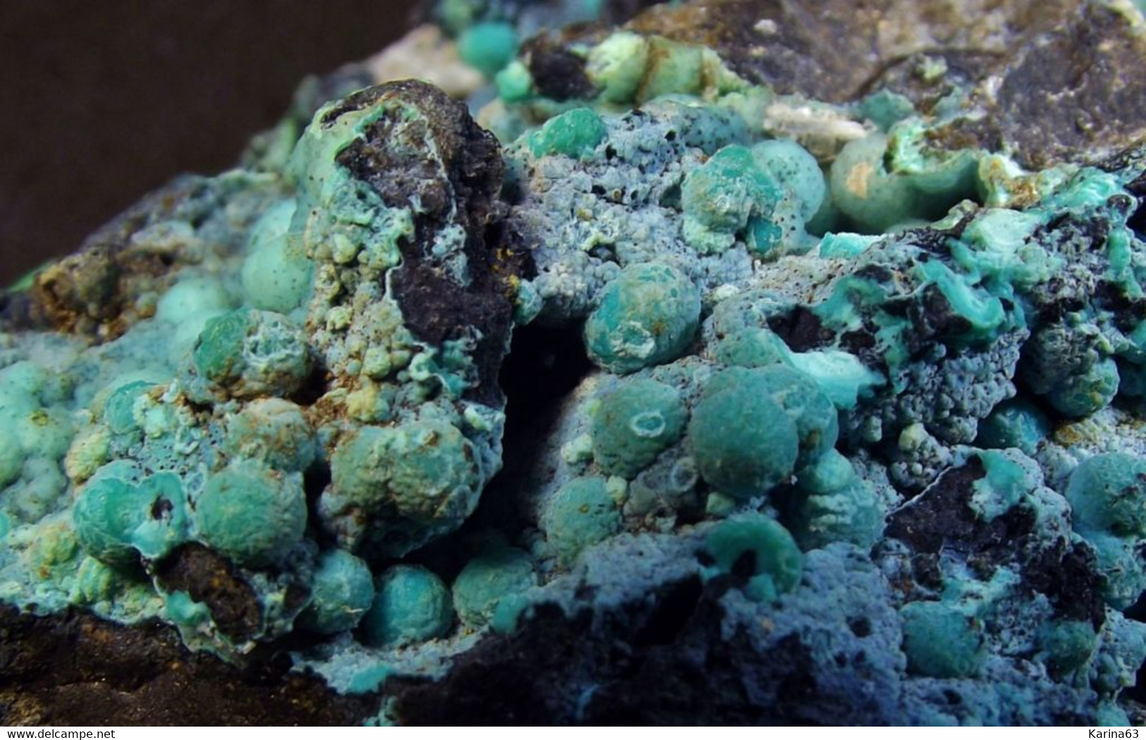 Chrysocolla After Malachite With Planchéite ( 7 X 5 X 4 Cm )  Mashamba West Mine - Kolwezi Mining Distr - DR Congo - Minéraux