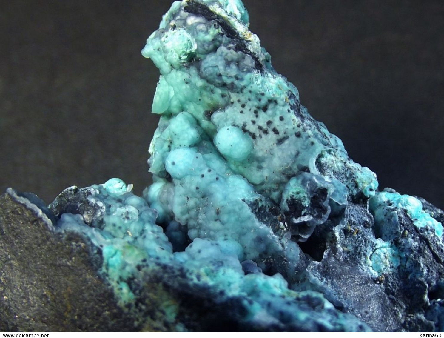 Chrysocolla after Malachite with Planchéite ( 7 x 5 x 4 cm )  Mashamba West Mine - Kolwezi mining distr - DR Congo