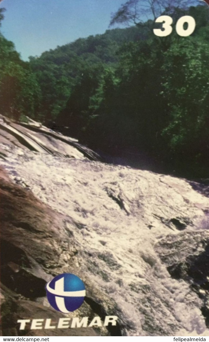 Phone Card Produced By Telemar In 2000 - Photo Parque Das Cachoeiras Located In The City Of Ipatinga - Minas Gerais - Br - Landschaften