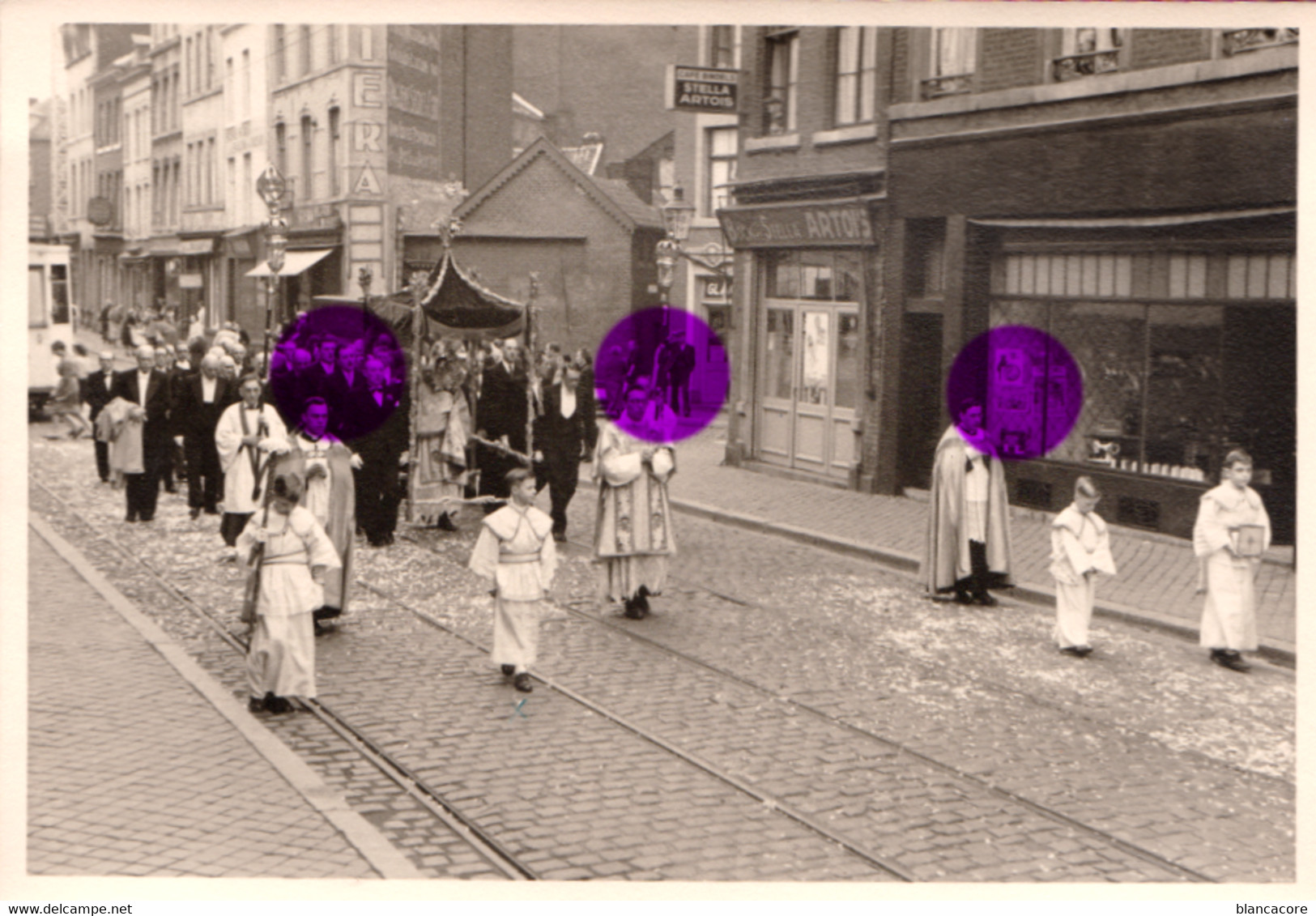 SAINT NICOLAS LIEGE 1949  CARTE PHOTO Procession Religieuse Dans Une Rue - Saint-Nicolas