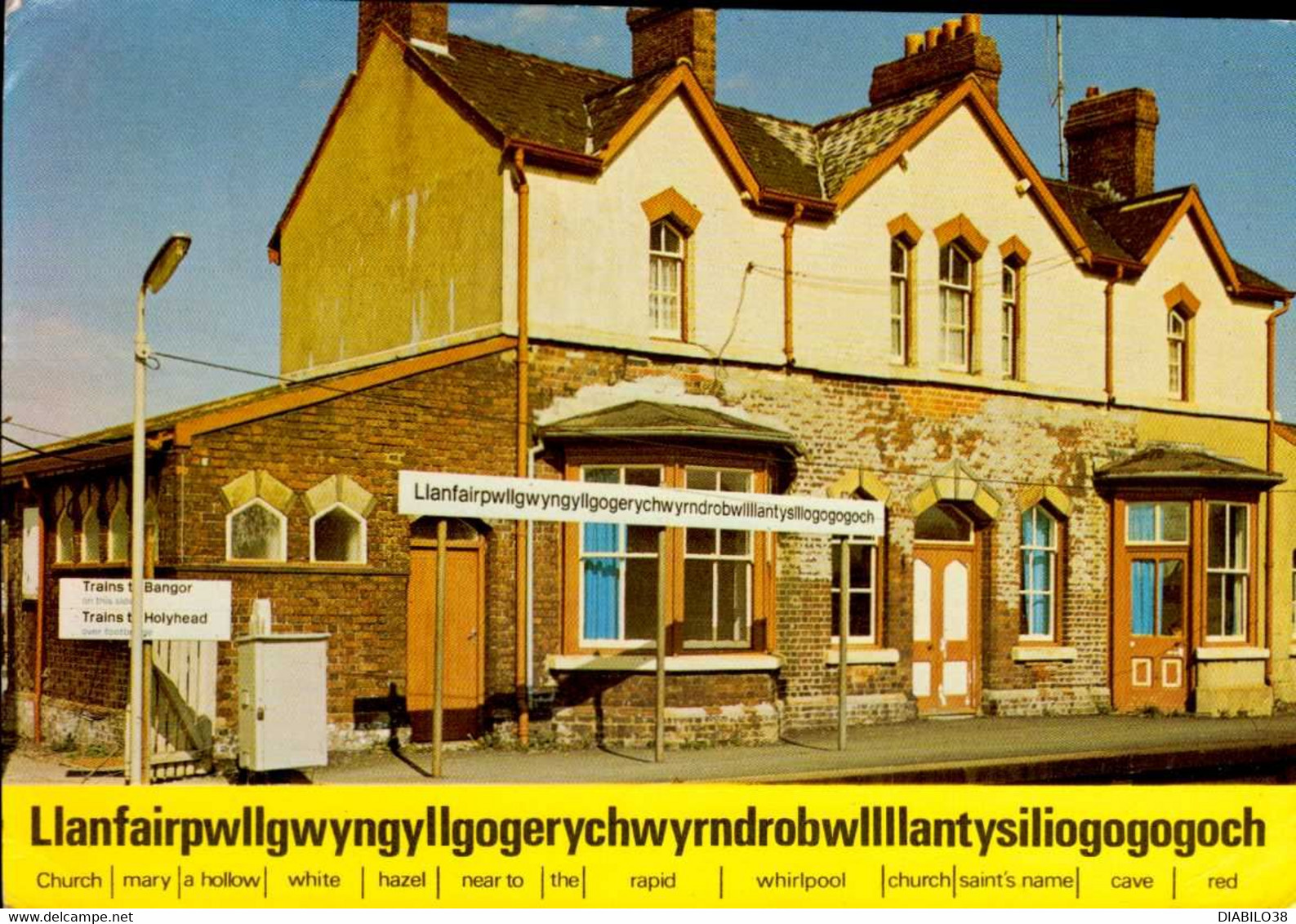 ANGLESEY   ( ROYAUME UNI _ PAYS DE GALLES ) LLAINFAIR P. G. STATION - Anglesey