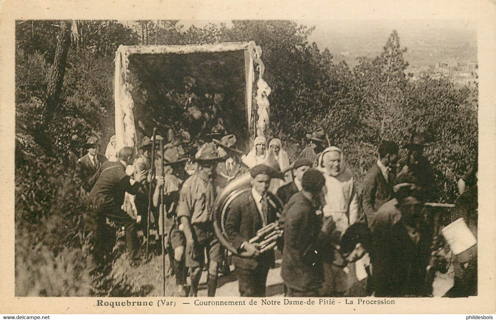 VAR  ROQUEBRUNE  Couronnement De Notre Dame De Pitié - Roquebrune-sur-Argens