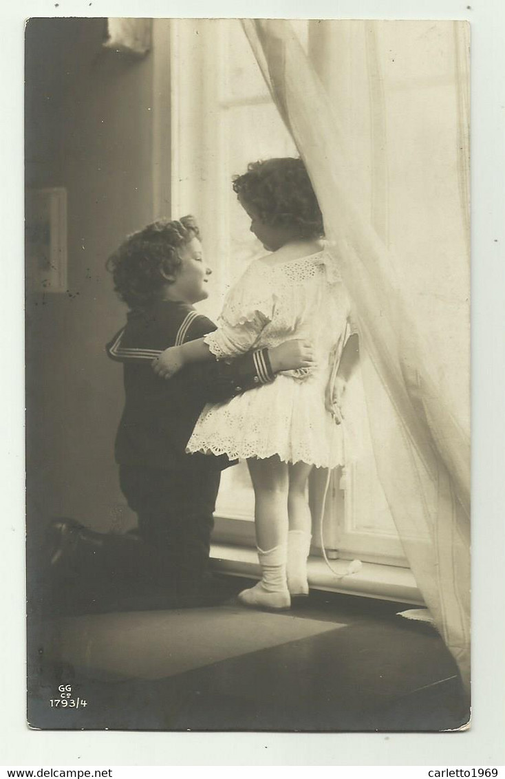 BAMBINI ALLA FINESTRA  FOTOGRAFICA 1912 VIAGGIATA   FP - Fotografie