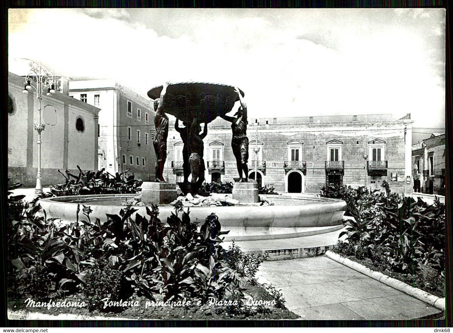 MANFREDONIA - FONTANA PRINCIPALE E PIAZZA DUOMO - EDIZIONE PAOLELLA - SPEDITA 1964 (9294) - Manfredonia