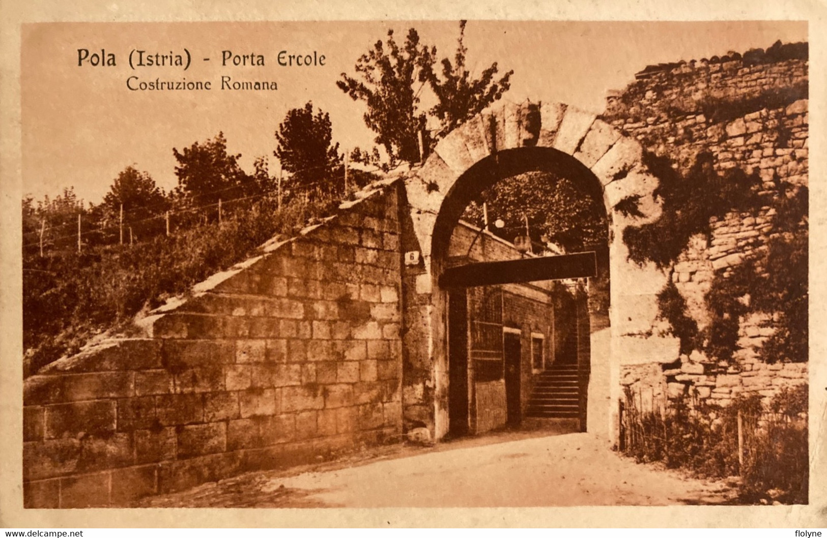 Pola - Istria - Porta Ercole - Costruzione Romana - Croatie Croatia - Croacia