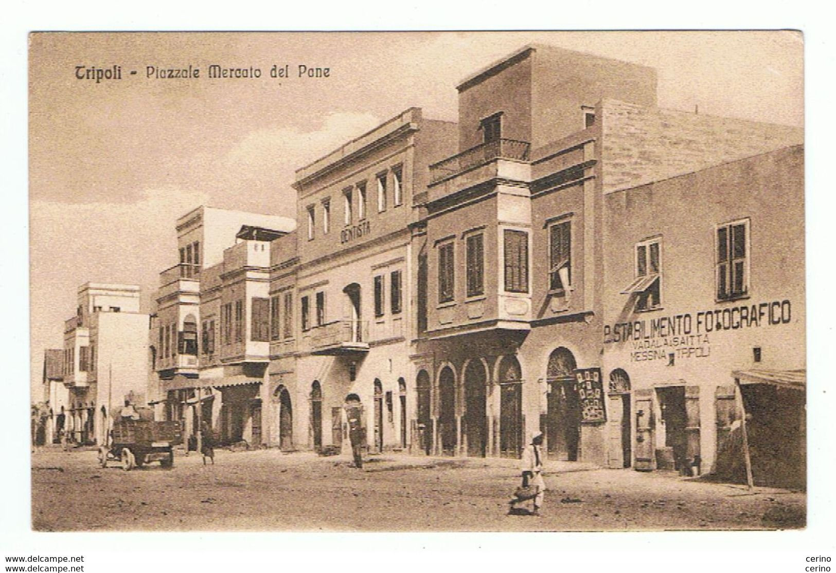 LIBIA - TRIPOLI:  PIAZZALE  MERCATO  DEL  PANE  -  FP - Halles