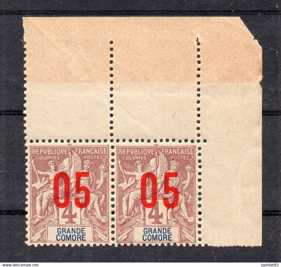 !!! GRANDE COMORE, PAIRE N°21Aa CHIFFRES ESPACES TENANT A NORMAL NEUVE ** - Unused Stamps