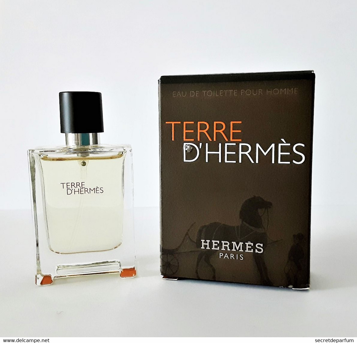 Miniatures De Parfum  TERRE D’HERMÈS  De HERMES   EDT   12.5  Ml + BOITE - Miniatures Hommes (avec Boite)