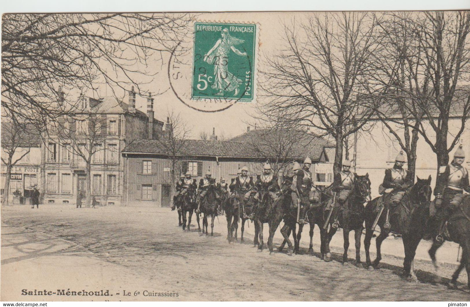 Sainte - Ménehould - Le 6e Cuirassiers Partant Au Service D'embarquement - Sainte-Menehould