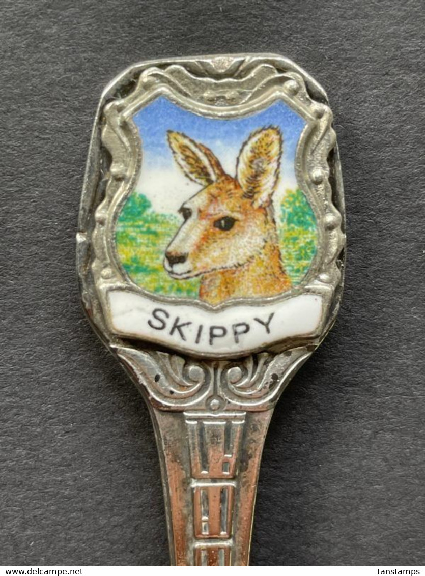 VINTAGE AUSTRALIAN ENAMEL & CHROME PLATE SOUVENIR TEASPOON SKIPPY - Cucharas