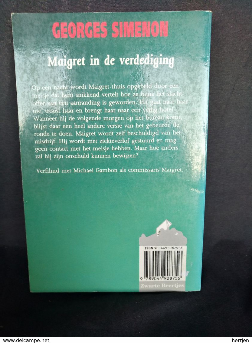 Maigret In De Verdediging  - Georges Simenon - Spionage