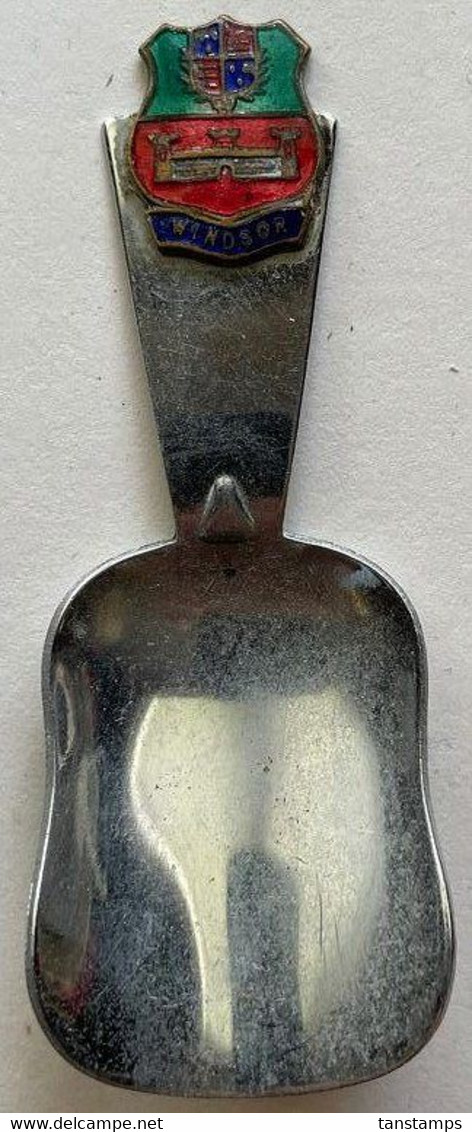 Vintage ROYALTY WINDSOR CASTLE Tea Caddy Spoon - Cucchiai