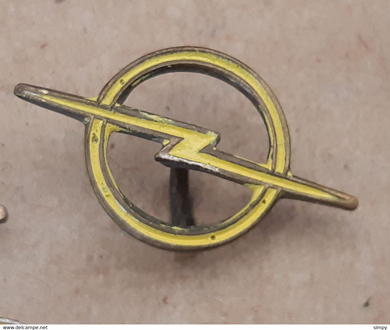 OPEL Car Logo Vintage Pin Badge - Opel