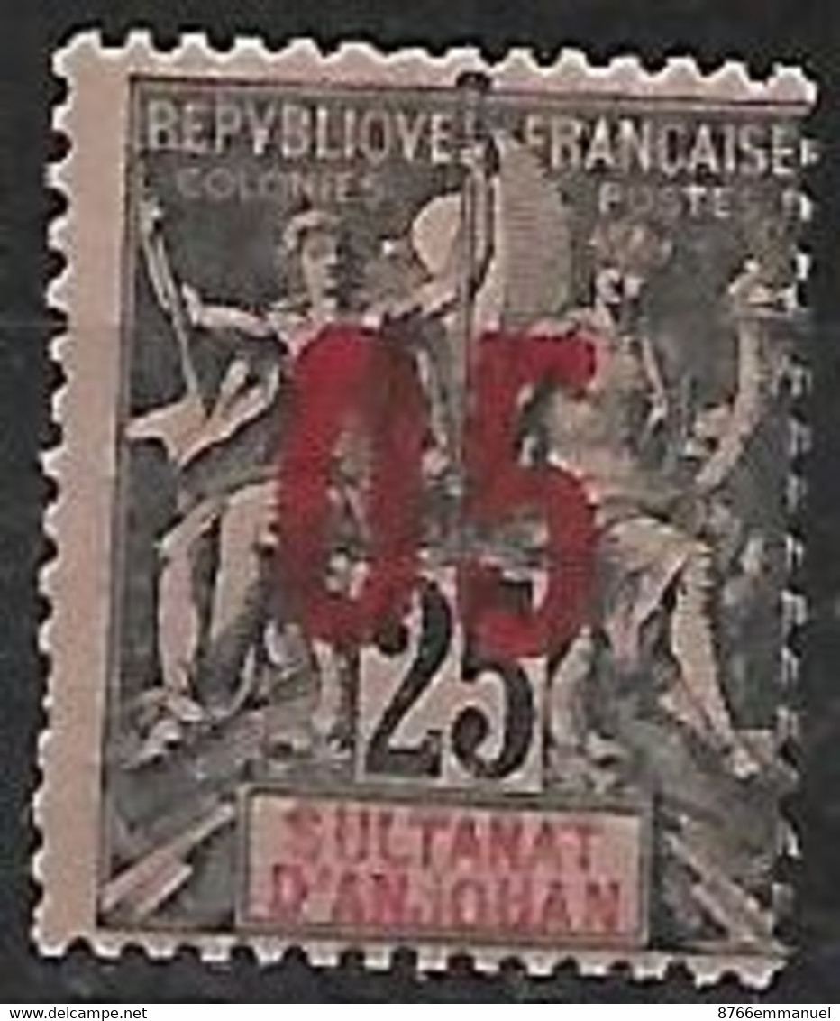 ANJOUAN N°24 N* - Unused Stamps