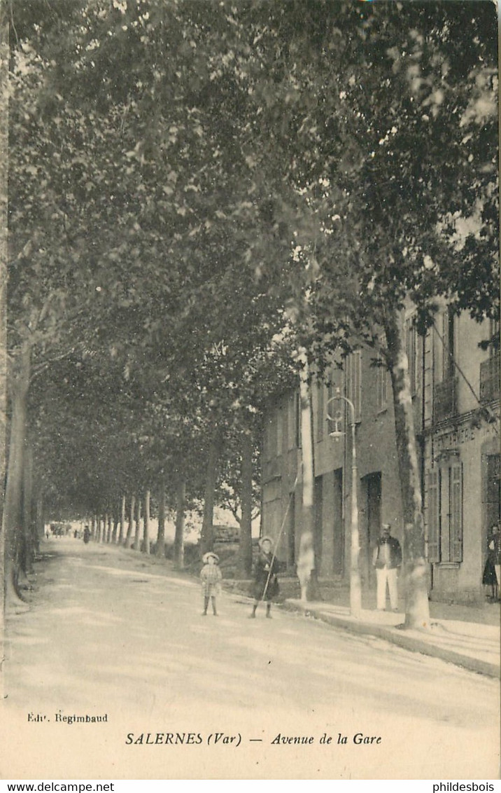 VAR  SALERNES  Avenue De La Gare - Salernes